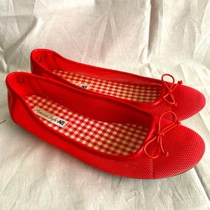 Women’s American Eagle Flats size 11